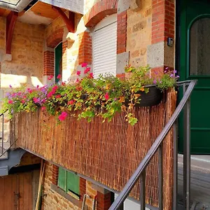 Apartment Les De Lyly